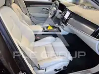 2022 Volvo S90