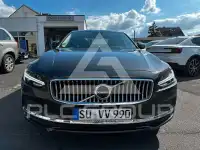 2022 Volvo S90