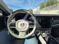 2022 Volvo S90
