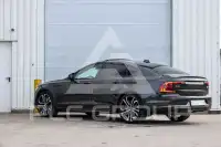 2022 Volvo S90