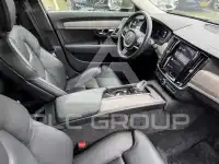 2022 Volvo S90