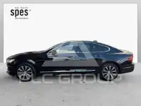 2022 Volvo S90