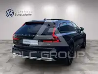 2022 Volvo V90