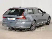 2022 Volvo V90