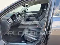 2022 Volvo V90