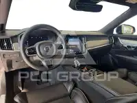 2022 Volvo V90