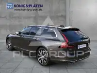 2022 Volvo V90