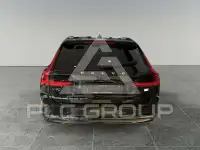 2022 Volvo V90