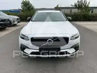 2022 Volvo V90