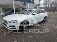 2022 Volvo V90