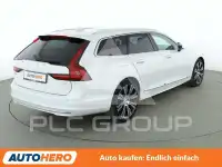 2022 Volvo V90