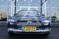 2022 Volvo V90