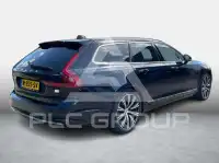 2022 Volvo V90