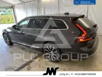 2022 Volvo V90