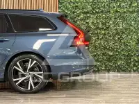 2022 Volvo V90