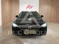 2022 Volvo V90