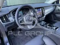 2022 Volvo V90
