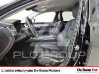 2022 Volvo V90