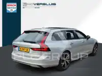 2022 Volvo V90