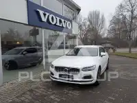 2022 Volvo V90