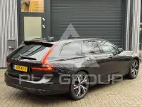 2022 Volvo V90
