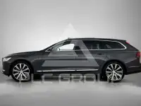 2022 Volvo V90