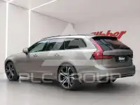 2022 Volvo V90