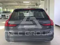 2022 Volvo V90