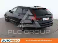 2022 Volvo V90