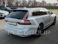 2022 Volvo V90