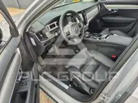 2022 Volvo V90