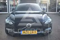 2022 Volvo V90