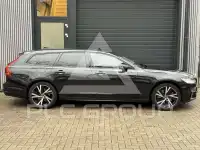 2022 Volvo V90