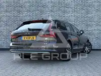 2022 Volvo V90