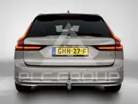 2022 Volvo V90