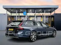 2022 Volvo V90
