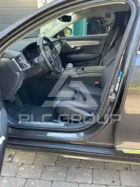 2022 Volvo V90