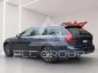 2022 Volvo V90
