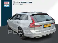 2022 Volvo V90