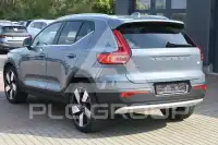 2022 Volvo XC40