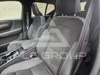 2022 Volvo XC40