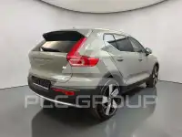 2022 Volvo XC40