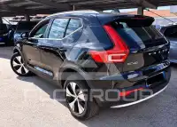 2022 Volvo XC40