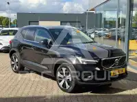 2022 Volvo XC40