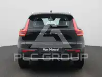 2022 Volvo XC40