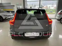 2022 Volvo XC40