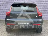 2022 Volvo XC40