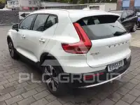 2022 Volvo XC40