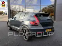 2022 Volvo XC40