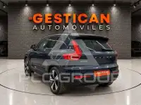 2022 Volvo XC40